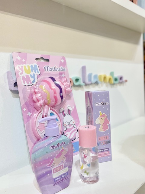 Cesta regalo cosmética infantil y peluche de 3 a 7 años